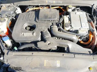 2017 Ford Fusion Energi SE with VIN 3FA6P0PU7HR373391, listed as a IAAI auction lot 41677525 with 99,499 mi miles. Bid and sale history available at carsss.com. Image 10.