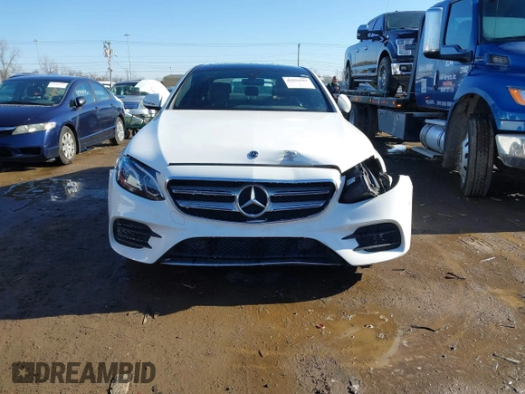 2019 Mercedes-Benz E-Class E 300 with VIN WDDZF4KB7KA544039, listed as a IAAI auction lot 41824267 with 67,072 mi miles. Bid and sale history available at carsss.com. Image 12.