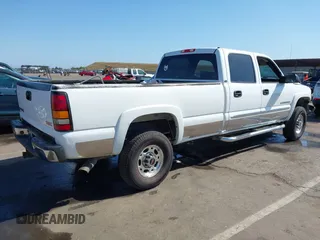 2004 GMC Sierra 2500HD SLE z VIN 1GTHK23U94F238875, wystawiony jako IAAI lot #42162219 z przebiegiem Nie podano mil oraz . Historia ofert i sprzedaży dostępna na DreamBid. Obrazek 4.