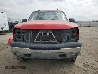 2005 Chevrolet Silverado 1500 LS z VIN 2GCEC19T351242468, wystawiony jako Copart lot #53375425 z przebiegiem 192 994 mil mil oraz Szkoda całkowita • Salvage title. Historia ofert i sprzedaży dostępna na DreamBid. Obrazek 5.