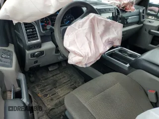 2017 Ford F-350 Lariat с VIN 1FT8W3DT7HEC33220, выставлен на аукционе Copart как лот 52855575 с пробегом 250 666 миль миль и Списание • Salvage title. История ставок и продаж доступна на DreamBid. Изображение 8.