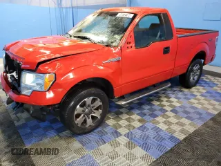 2013 Ford F-150 XL with VIN 1FTMF1CF2DFD31607, listed as a Copart auction lot 84972754 with 119,680 mi miles and Clean title. Bid and sale history available at DreamBid. Image 1.