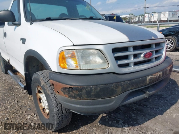 1999 Ford F-250 z VIN 1FTPF28W2XNB25385, wystawiony jako IAAI lot #42768047 z przebiegiem Nie podano mil oraz . Historia ofert i sprzedaży dostępna na DreamBid. Obrazek 6.