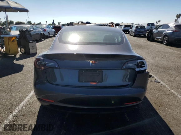 2023 Tesla Model 3 z VIN 5YJ3E1EA5PF542678, wystawiony jako Copart lot #69489404 z przebiegiem 11 645 mil mil oraz Szkoda całkowita • Salvage title. Historia ofert i sprzedaży dostępna na DreamBid. Obrazek 6.