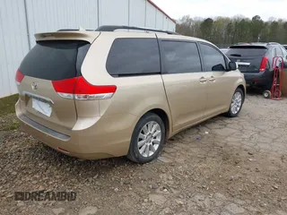 2011 Toyota Sienna XLE AAS with VIN 5TDYK3DC3BS100192, listed as a IAAI auction lot 41874537 with 190,631 mi miles and . Bid and sale history available at DreamBid. Image 4.