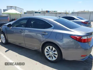 2013 Lexus ES 300h with VIN JTHBW1GG5D2028515, listed as a IAAI auction lot 42374768 with 107,737 mi miles and . Bid and sale history available at DreamBid. Image 15.