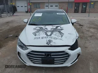 2017 Hyundai Elantra SE z VIN 5NPD84LF8HH162085, wystawiony jako IAAI lot #42153313 z przebiegiem 105 980 mil mil oraz . Historia ofert i sprzedaży dostępna na DreamBid. Obrazek 12.