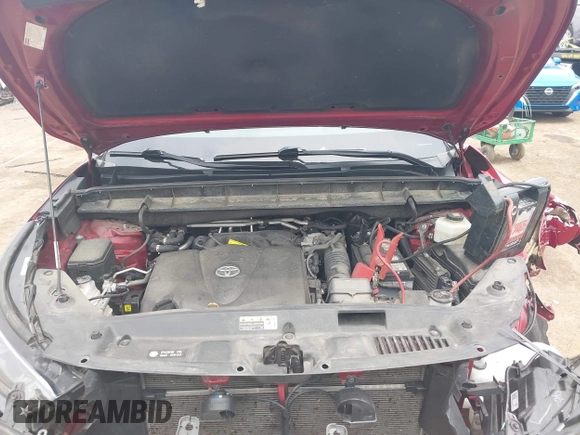 2021 Toyota Highlander XLE with VIN 5TDGZRBH4MS544628, listed as a IAAI auction lot 42495084 with 82,497 mi miles and . Bid and sale history available at DreamBid. Image 10.