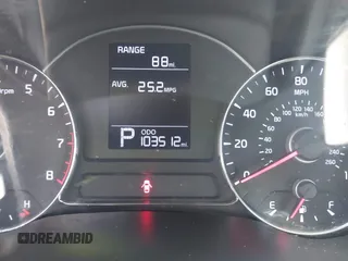 2016 Kia Forte LX z VIN KNAFX4A67G5550953, wystawiony jako IAAI lot #42183097 z przebiegiem 103 512 mil mil oraz . Historia ofert i sprzedaży dostępna na DreamBid. Obrazek 15.