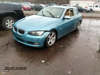 2007 BMW 3 Series 328i z VIN WBAWL13587PX15752, wystawiony jako IAAI lot #41819716 z przebiegiem Nie podano mil oraz . Historia ofert i sprzedaży dostępna na DreamBid. Obrazek 2.