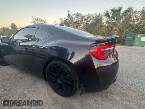 2017 Toyota 86 with VIN JF1ZNAA18H9706314, listed as a Copart auction lot 89272415 with 109,599 mi miles and Salvage Title. Bid and sale history available at carsss.com. Image 3.