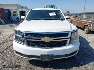 2015 Chevrolet Tahoe LT with VIN 1GNSCBKC4FR171297, listed as a IAAI auction lot 42017924 with 230,165 mi miles. Bid and sale history available at carsss.com. Image 6.