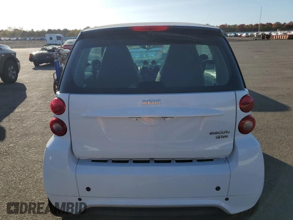 2016 Smart fortwo Passion with VIN WMEEJ9AA7GK842929, listed as a Copart auction lot 77001654 with 47,940 mi miles and Clean title. Bid and sale history available at DreamBid. Image 6.