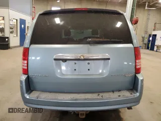 2009 Chrysler Town & Country Touring with VIN 2A8HR54X69R603995, listed as a Copart auction lot 49672995 with 199,440 mi miles and Non Repairable. Bid and sale history available at DreamBid. Image 6.