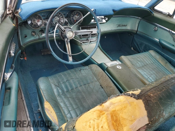 1961 Ford Thunderbird with VIN 1Y71Z127236, listed as a Copart auction lot 54090175 with 75,211 mi miles and Clean Title. Bid and sale history available at DreamBid. Image 8.