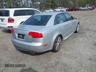 2007 Audi S4 z VIN WAUGL78E57A017022, wystawiony jako IAAI lot #41718171 z przebiegiem 130 808 mil mil oraz . Historia ofert i sprzedaży dostępna na DreamBid. Obrazek 4.