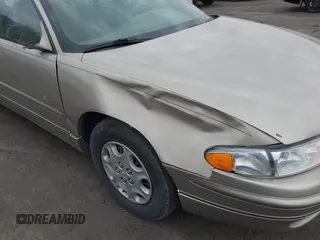 2001 Buick Regal LS with VIN 2G4WB52K611325396, listed as a IAAI auction lot 41744765 with 231,014 mi miles. Bid and sale history available at carsss.com. Image 6.