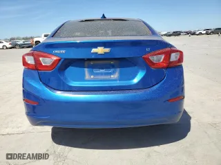 2017 Chevrolet Cruze LT with VIN 1G1BE5SM6H7269008, listed as a Copart auction lot 49393625 with 57,577 mi miles and Salvage Title. Bid and sale history available at carsss.com. Image 6.