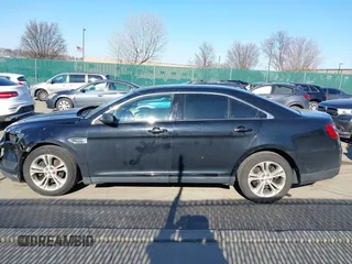 2017 Ford Taurus SE with VIN 1FAHP2D83HG110298, listed as a IAAI auction lot 41711940 with 110,022 mi miles and . Bid and sale history available at DreamBid. Image 14.