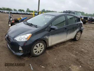 2013 Toyota Prius One z VIN JTDKDTB38D1539438, wystawiony jako Copart lot #58692665 z przebiegiem 140 904 mil mil oraz Czysty tytuł • Clean title. Historia ofert i sprzedaży dostępna na DreamBid. Obrazek 1.