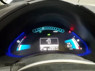 2017 Nissan LEAF S with VIN 1N4BZ0CP2HC306012, listed as a Copart auction lot 86767614 with 42,666 mi miles and Salvage Title. Bid and sale history available at carsss.com. Image 9.