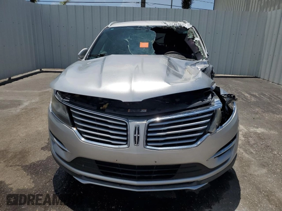 2018 Lincoln MKC Premiere with VIN 5LMCJ1D9XJUL01015, listed as a Copart auction lot 59870145 with 80,325 mi miles and Clean title. Bid and sale history available at DreamBid. Image 5.