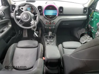 2023 MINI Countryman Cooper S z VIN WMZ83BR08P3P84672, wystawiony jako Copart lot #53982075 z przebiegiem 9 858 mil mil oraz Szkoda całkowita • Salvage title. Historia ofert i sprzedaży dostępna na DreamBid. Obrazek 8.