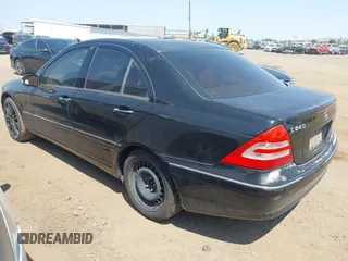 2003 Mercedes-Benz C 240 с VIN WDBRF61J53E013395, выставлен на аукционе IAAI как лот 42739169 с пробегом Не указан миль и . История ставок и продаж доступна на DreamBid. Изображение 3.
