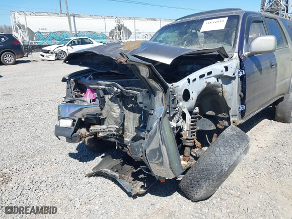 2001 Toyota 4Runner SR5 with VIN JT3HN86R910337426, listed as a IAAI auction lot 41844539 with 1 mi miles. Bid and sale history available at carsss.com. Image 6.
