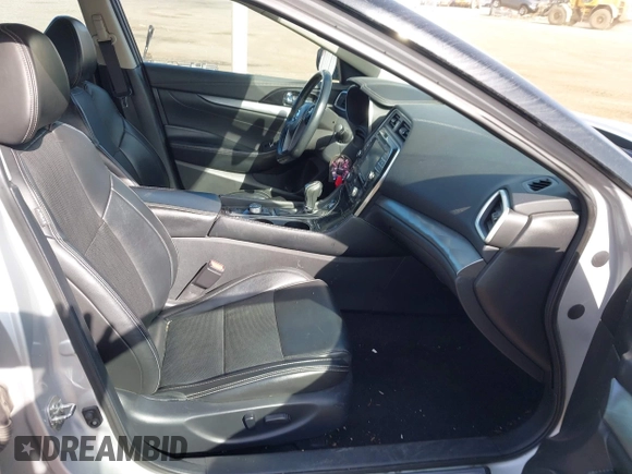 2018 Nissan Maxima S with VIN 1N4AA6AP1JC378429, listed as a IAAI auction lot 42138972 with 112,577 mi miles and . Bid and sale history available at DreamBid. Image 5.