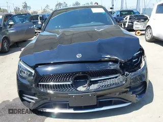 2021 Mercedes-Benz E 350 with VIN W1KZF8DBXMA873518, listed as a IAAI auction lot 42191630 with 55,006 mi miles and . Bid and sale history available at DreamBid. Image 12.