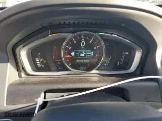 2015 Volvo XC60 T6 Drive-E Premier Plus with VIN YV449MDC1F2616528, listed as a Copart auction lot 50450095 with 97,876 mi miles and Salvage Title. Bid and sale history available at carsss.com. Image 9.
