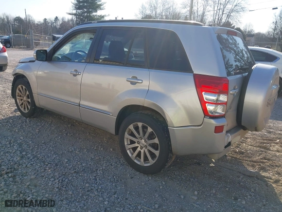 2013 Suzuki Grand Vitara Limited with VIN JS3TE0D74D4100091, listed as a IAAI auction lot 41684748 with 176,696 mi miles. Bid and sale history available at carsss.com. Image 3.