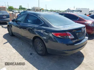 2013 Mazda 6 i Sport with VIN 1YVHZ8BH9D5M11992, listed as a IAAI auction lot 42047797 with 195,395 mi miles. Bid and sale history available at carsss.com. Image 3.