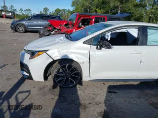 2022 Toyota Corolla SE with VIN 5YFS4MCE6NP133516, listed as a IAAI auction lot 41849024 with 45,792 mi miles. Bid and sale history available at carsss.com. Image 6.