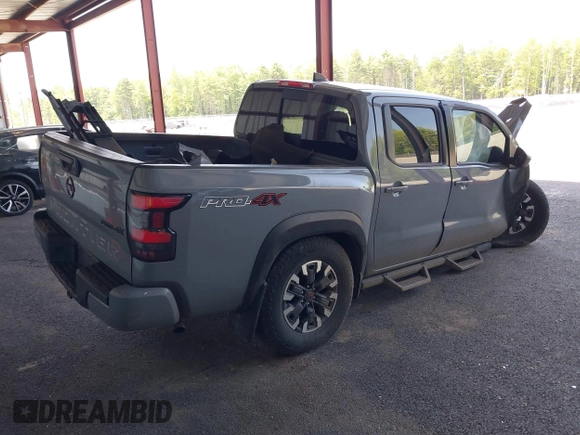 2023 Nissan Frontier SV z VIN 1N6ED1EK0PN673357, wystawiony jako IAAI lot #42420346 z przebiegiem 33 000 mil mil oraz . Historia ofert i sprzedaży dostępna na DreamBid. Obrazek 4.