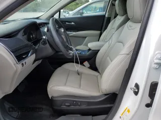 2020 Cadillac XT4 FWD Premium Luxury with VIN 1GYFZCR49LF118146, listed as a Copart auction lot 44537995 with 0 mi miles and Non Repairable. Bid and sale history available at carsss.com. Image 7.