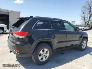 2015 Jeep Grand Cherokee Laredo with VIN 1C4RJFAG9FC905931, listed as a Copart auction lot 52259525 with 131,438 mi miles and Salvage Title. Bid and sale history available at carsss.com. Image 3.