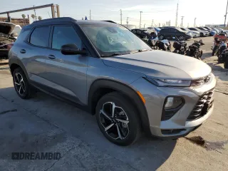 2023 Chevrolet TrailBlazer RS with VIN KL79MTSLXPB113843, listed as a Copart auction lot 49400855 with 27,595 mi miles and Salvage Title. Bid and sale history available at DreamBid. Image 4.