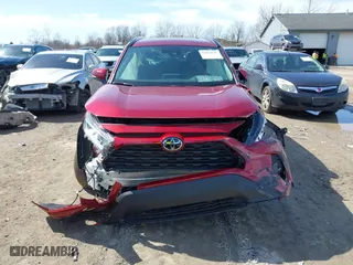 2021 Toyota RAV4 XLE with VIN 2T3P1RFVXMW182553, listed as a IAAI auction lot 41813642 with 37,722 mi miles. Bid and sale history available at carsss.com. Image 12.