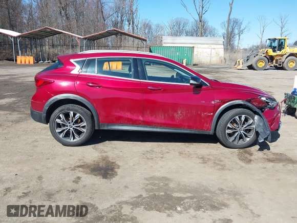 2017 Infiniti QX30 Luxury with VIN SJKCH5CR2HA021321, listed as a IAAI auction lot 41729337 with 55,486 mi miles. Bid and sale history available at carsss.com. Image 14.