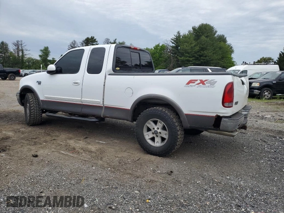 2003 Ford F-150 XL z VIN 2FTRX18L93CA55860, wystawiony jako Copart lot #57402295 z przebiegiem 312 879 mil mil oraz Szkoda całkowita • Salvage title. Historia ofert i sprzedaży dostępna na DreamBid. Obrazek 2.