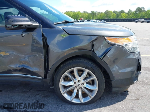 2015 Ford Explorer XLT with VIN 1FM5K8D89FGC34017, listed as a IAAI auction lot 42000904 with 164,374 mi miles and . Bid and sale history available at carsss.com. Image 17.