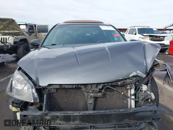 2005 Nissan Altima 3.5 SE with VIN 1N4BL11D75N478987, listed as a IAAI auction lot 41129015 with 123,746 mi miles. Bid and sale history available at carsss.com. Image 13.