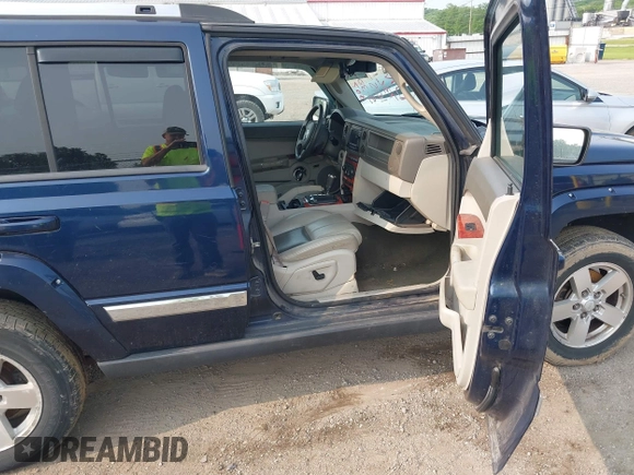 2006 Jeep Commander Limited z VIN 1J8HG58N46C105779, wystawiony jako IAAI lot #42470091 z przebiegiem 187 477 mil mil oraz . Historia ofert i sprzedaży dostępna na DreamBid. Obrazek 5.