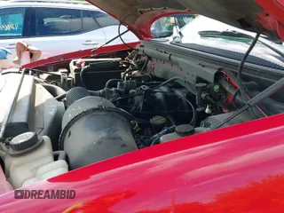 2002 Ford F-150 XL с VIN 2FTRX172X2CA94397, выставлен на аукционе IAAI как лот 42932161 с пробегом 189 995 миль миль и . История ставок и продаж доступна на DreamBid. Изображение 20.