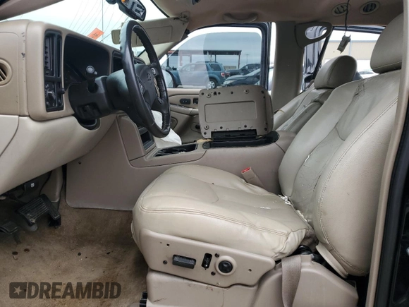 2005 GMC Yukon SLT z VIN 1GKEC13T45R134381, wystawiony jako Copart lot #45040165 z przebiegiem Nie podano mil oraz Szkoda całkowita • Salvage title. Historia ofert i sprzedaży dostępna na DreamBid. Obrazek 7.