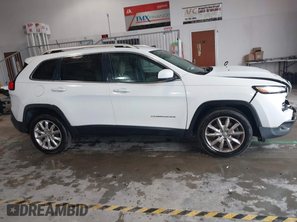 2016 Jeep Cherokee Limited z VIN 1C4PJLDB6GW355058, wystawiony jako IAAI lot #42231943 z przebiegiem 124 656 mil mil oraz . Historia ofert i sprzedaży dostępna na DreamBid. Obrazek 12.