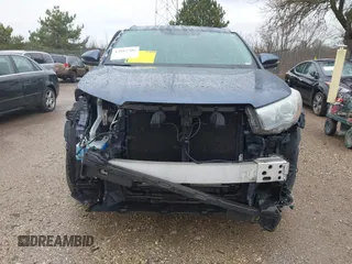 2015 Toyota Highlander Limited z VIN 5TDDKRFH6FS092511, wystawiony jako IAAI lot #42082706 z przebiegiem 137 384 mil mil oraz . Historia ofert i sprzedaży dostępna na DreamBid. Obrazek 6.