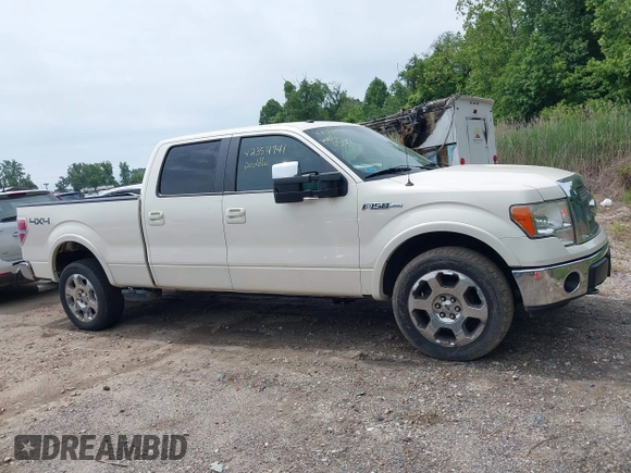 2009 Ford F-150 XL z VIN 1FTPW14V19FB19582, wystawiony jako IAAI lot #42354741 z przebiegiem 132 074 mil mil oraz . Historia ofert i sprzedaży dostępna na DreamBid. Obrazek 13.